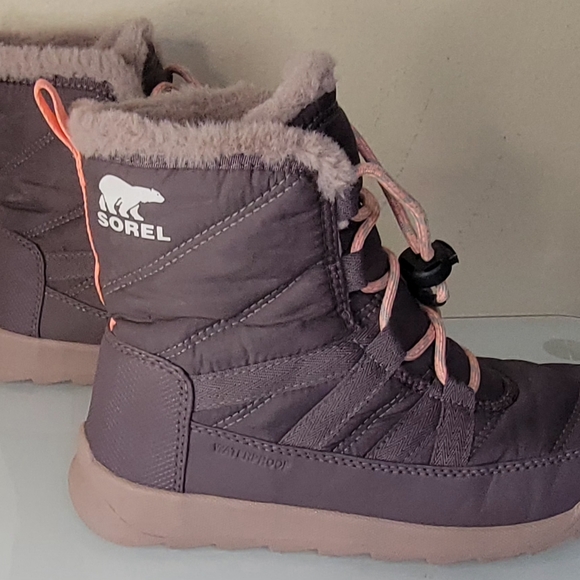 Sorel Winter Boots - Picture 2 of 7